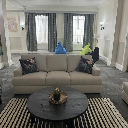 4 Large Bedroom Apartment In The City Hastings Ngoại thất bức ảnh