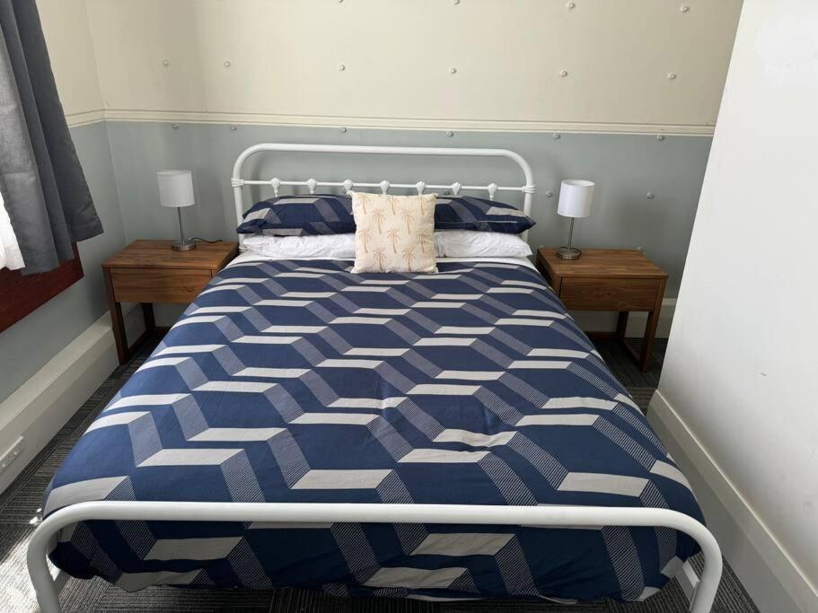 4 Large Bedroom Apartment In The City Hastings Ngoại thất bức ảnh