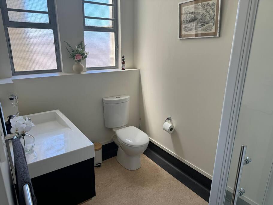 4 Large Bedroom Apartment In The City Hastings Ngoại thất bức ảnh